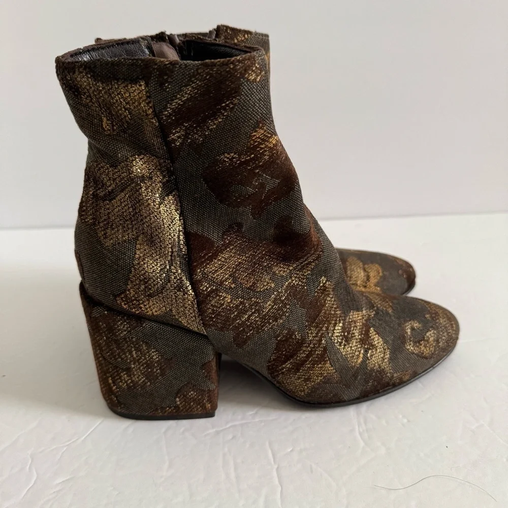 Vero Cuoio Brown Ankle Boots with Textured Finish women size eu36